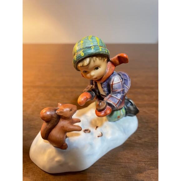 Goebel Hummelscapes Collection “Autumn Frolic” 1998 Figurine. Read Details - Picture 7 of 10